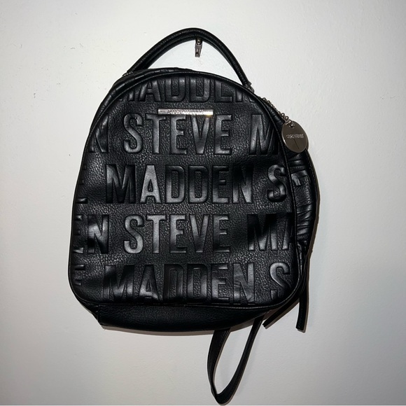 louis vuitton christopher backpack pm neon GM Monogram Prism Color:Greyson: Charcoal Melange / Saddle Leather Settlement Why Kids Wearing Their making it very functional.